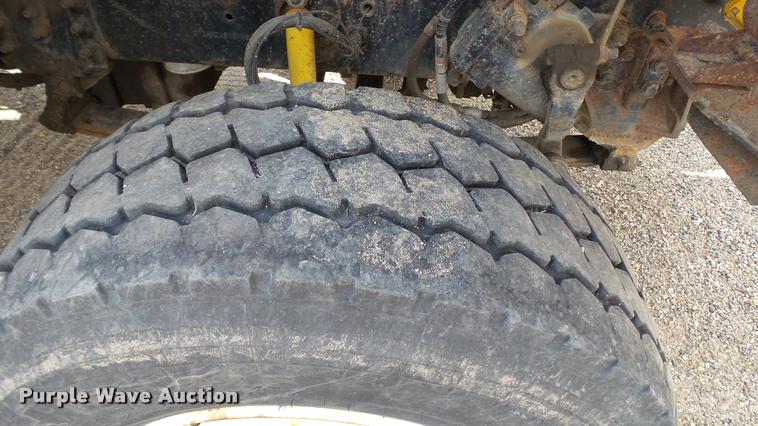 image for item DA1141 2003 Sterling L9500 dump truck