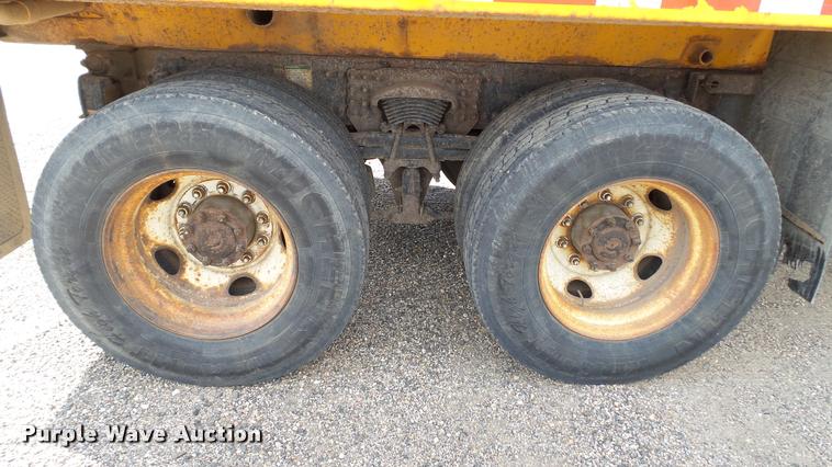 image for item DA1141 2003 Sterling L9500 dump truck