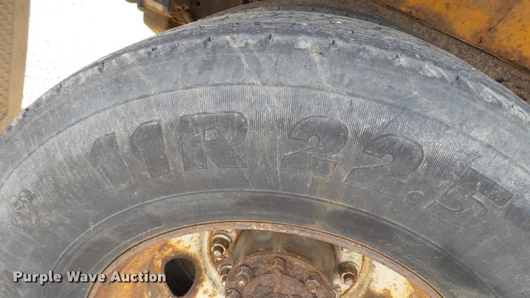 image for item DA1141 2003 Sterling L9500 dump truck