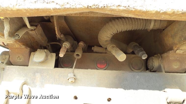 image for item DA1141 2003 Sterling L9500 dump truck