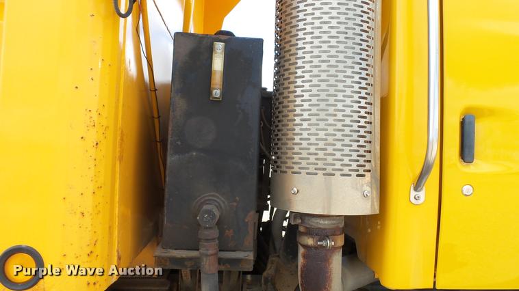 image for item DA1141 2003 Sterling L9500 dump truck