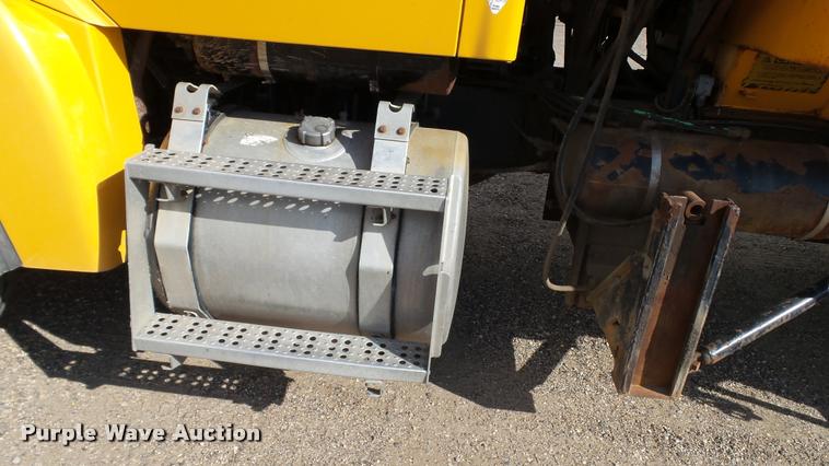 image for item DA1141 2003 Sterling L9500 dump truck