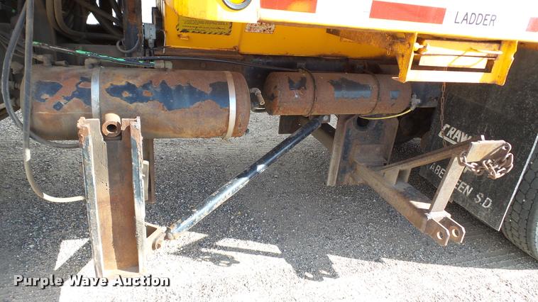 image for item DA1141 2003 Sterling L9500 dump truck