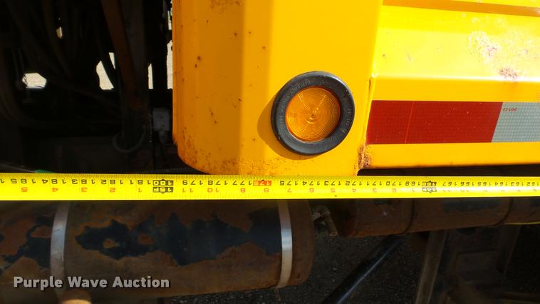 image for item DA1141 2003 Sterling L9500 dump truck