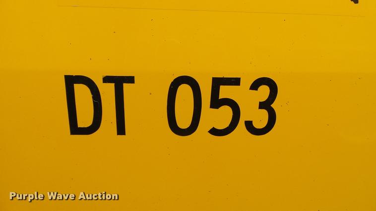 image for item DA1141 2003 Sterling L9500 dump truck