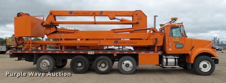 image for item DA1142 1993 Volvo WCM bridge inspection truck