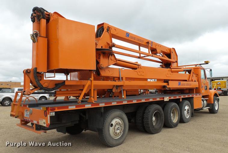 image for item DA1142 1993 Volvo WCM bridge inspection truck