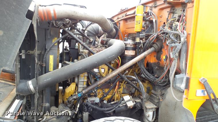 image for item DA1142 1993 Volvo WCM bridge inspection truck