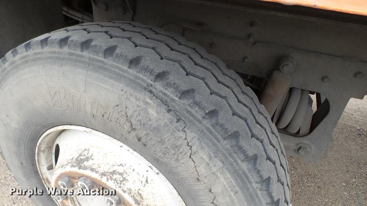 image for item DA1142 1993 Volvo WCM bridge inspection truck