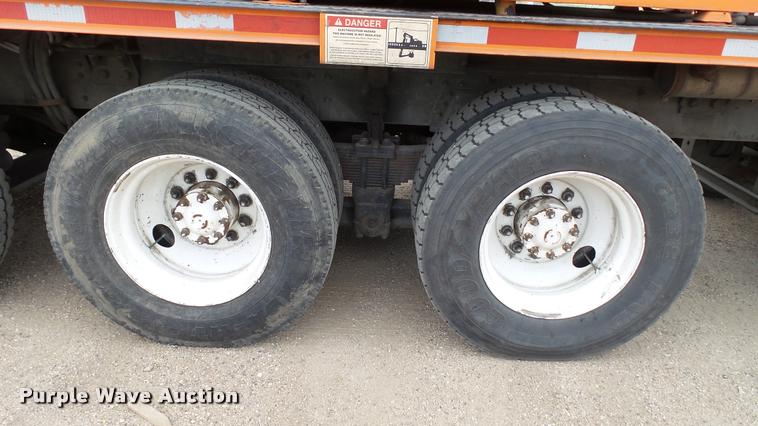 image for item DA1142 1993 Volvo WCM bridge inspection truck