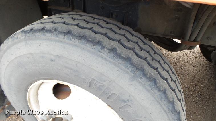 image for item DA1142 1993 Volvo WCM bridge inspection truck