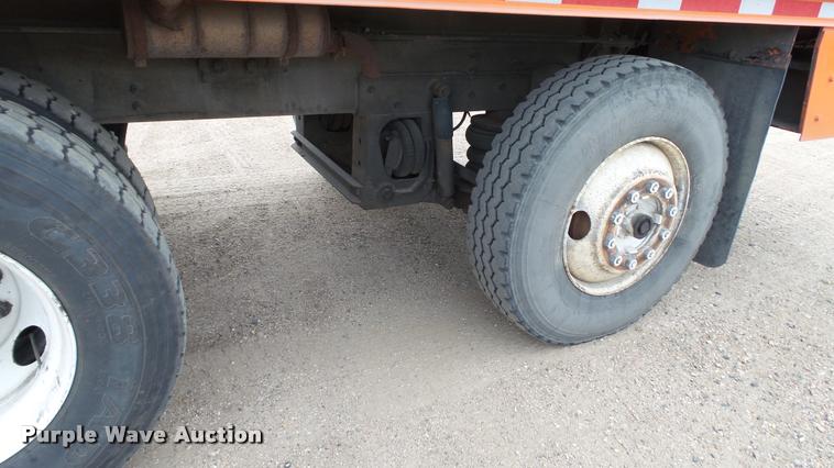 image for item DA1142 1993 Volvo WCM bridge inspection truck