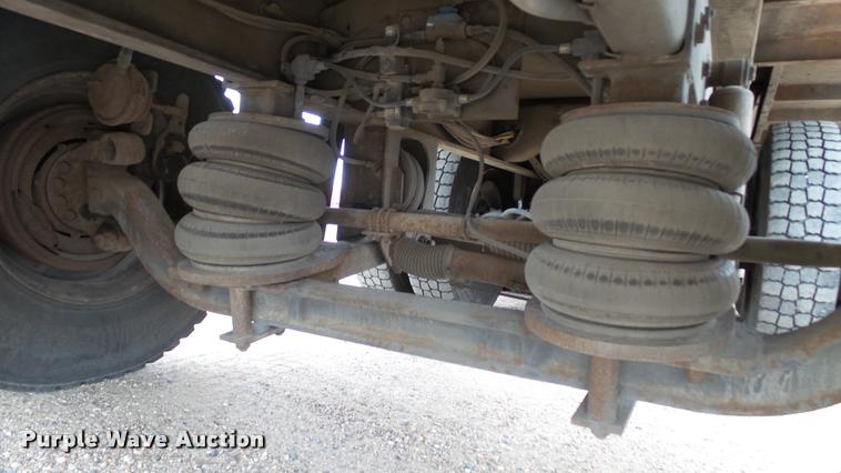 image for item DA1142 1993 Volvo WCM bridge inspection truck