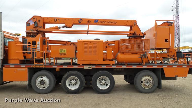 image for item DA1142 1993 Volvo WCM bridge inspection truck