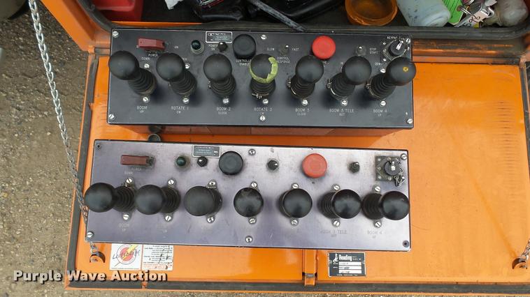 image for item DA1142 1993 Volvo WCM bridge inspection truck