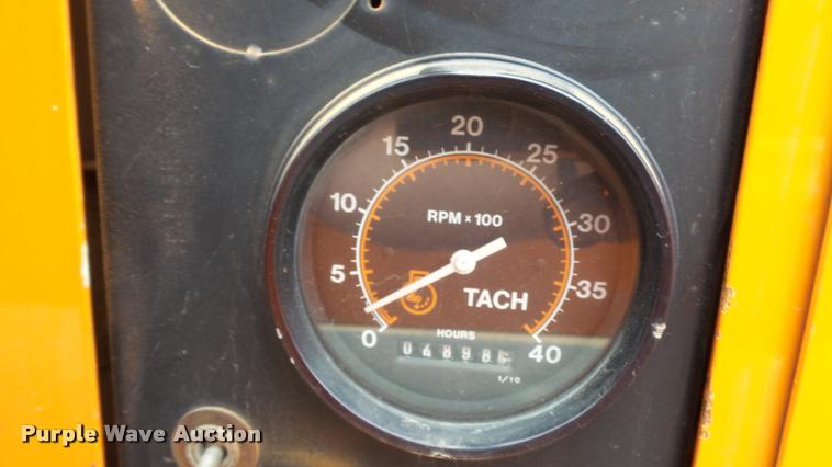 image for item DA1142 1993 Volvo WCM bridge inspection truck