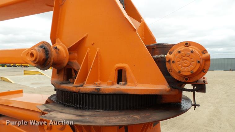 image for item DA1142 1993 Volvo WCM bridge inspection truck