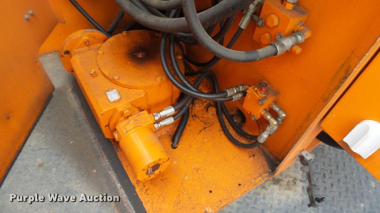 image for item DA1142 1993 Volvo WCM bridge inspection truck