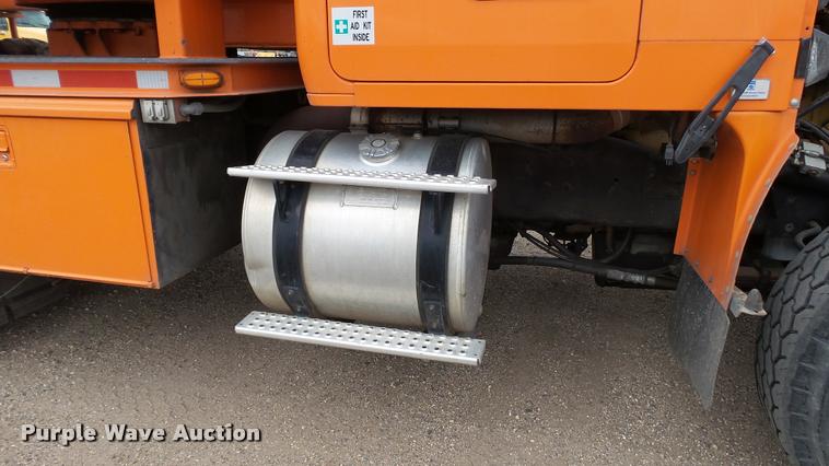 image for item DA1142 1993 Volvo WCM bridge inspection truck