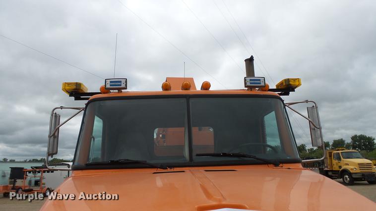 image for item DA1142 1993 Volvo WCM bridge inspection truck