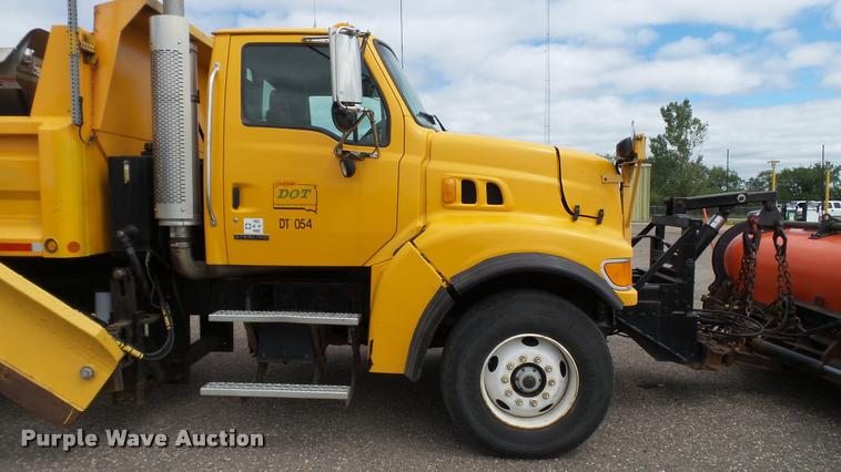 image for item DA1145 2003 Sterling L9500 dump truck