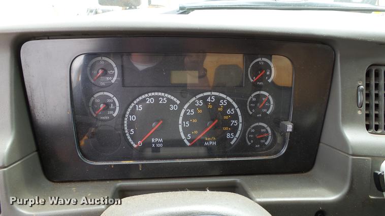 image for item DA1145 2003 Sterling L9500 dump truck