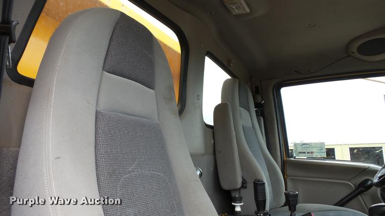 image for item DA1145 2003 Sterling L9500 dump truck