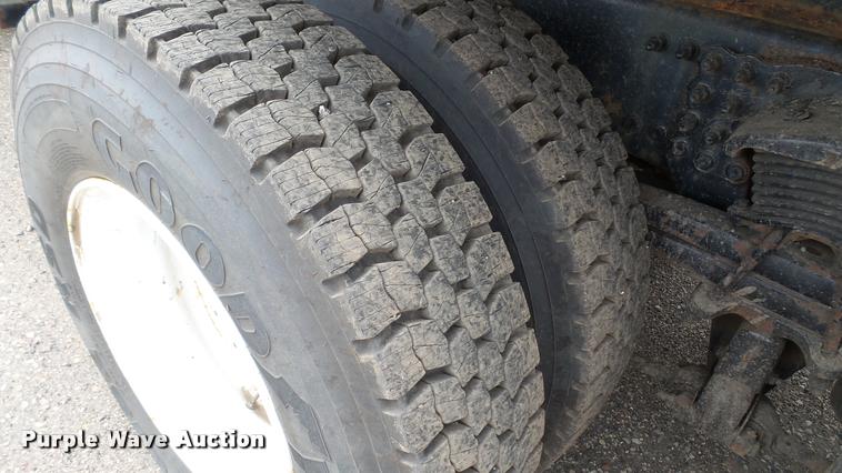 image for item DA1145 2003 Sterling L9500 dump truck