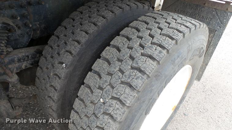 image for item DA1145 2003 Sterling L9500 dump truck