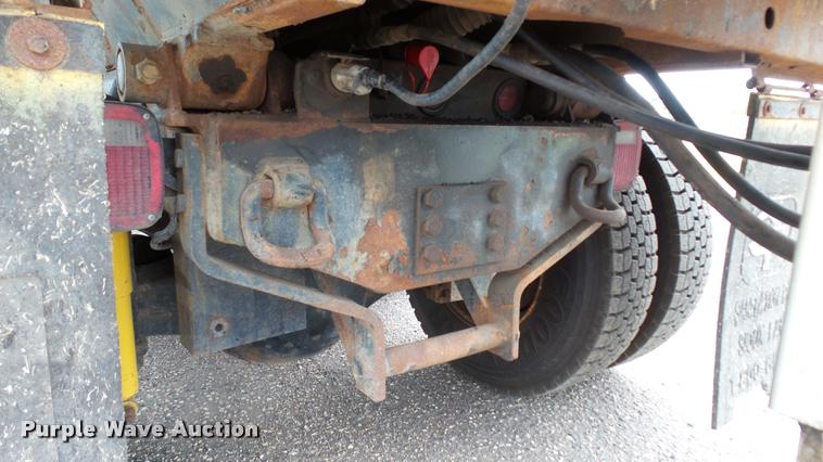 image for item DA1145 2003 Sterling L9500 dump truck