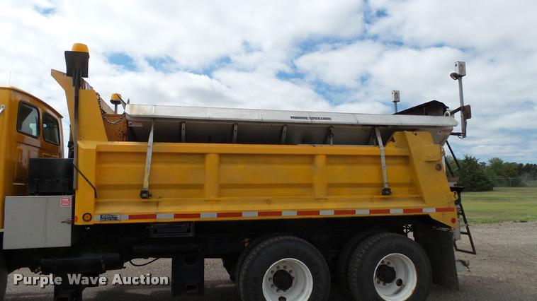 image for item DA1145 2003 Sterling L9500 dump truck