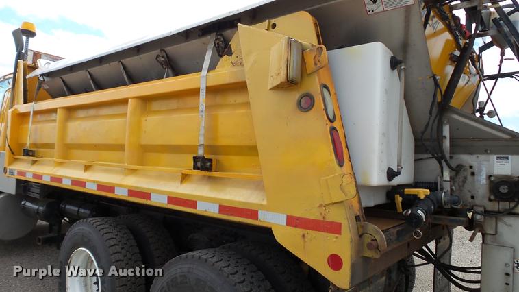image for item DA1145 2003 Sterling L9500 dump truck