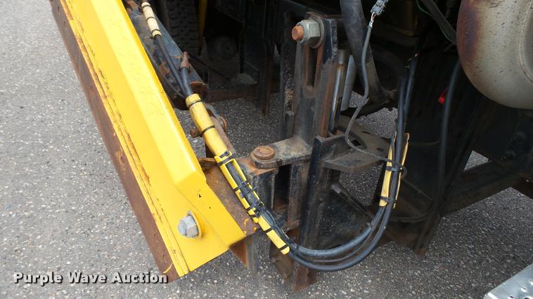 image for item DA1145 2003 Sterling L9500 dump truck