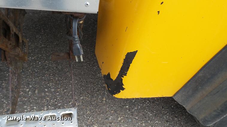 image for item DA1145 2003 Sterling L9500 dump truck