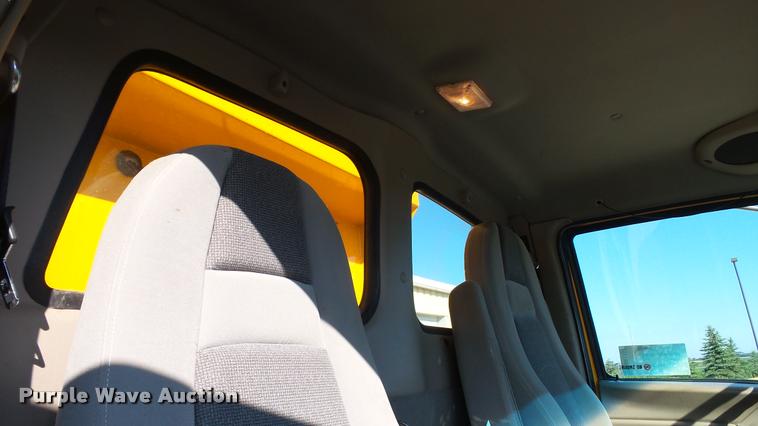 image for item DA1153 2003 Sterling L9500 dump truck