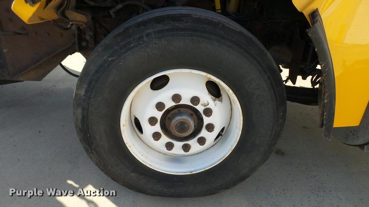 image for item DA1153 2003 Sterling L9500 dump truck