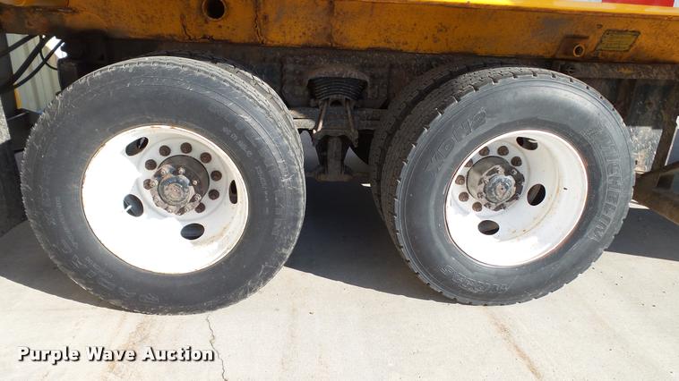 image for item DA1153 2003 Sterling L9500 dump truck