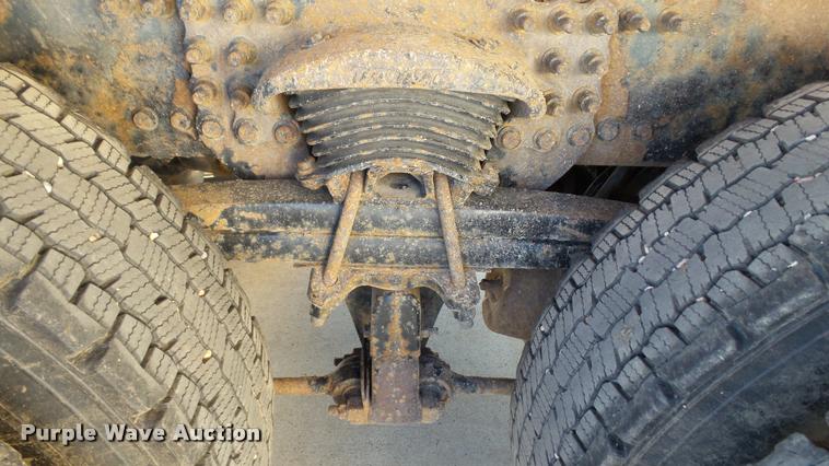 image for item DA1153 2003 Sterling L9500 dump truck