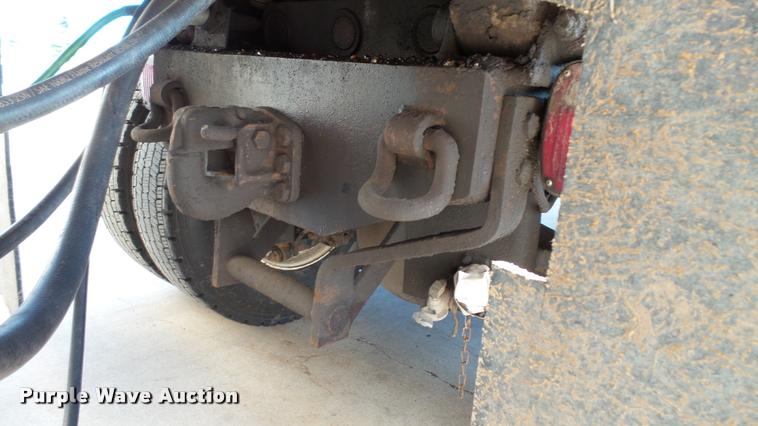 image for item DA1153 2003 Sterling L9500 dump truck