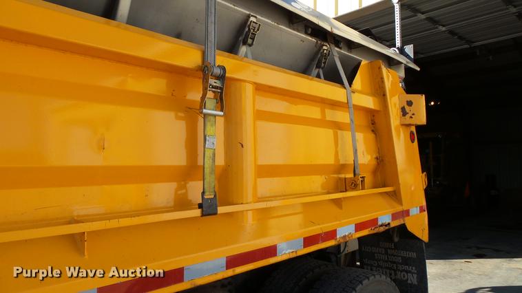 image for item DA1153 2003 Sterling L9500 dump truck