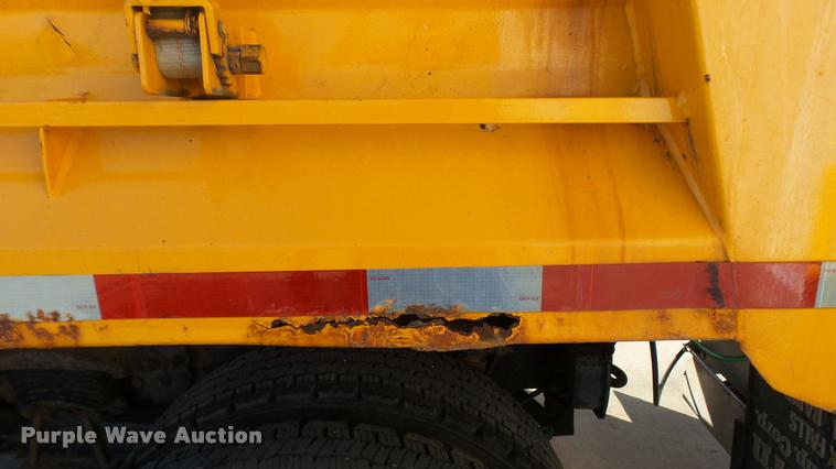 image for item DA1153 2003 Sterling L9500 dump truck