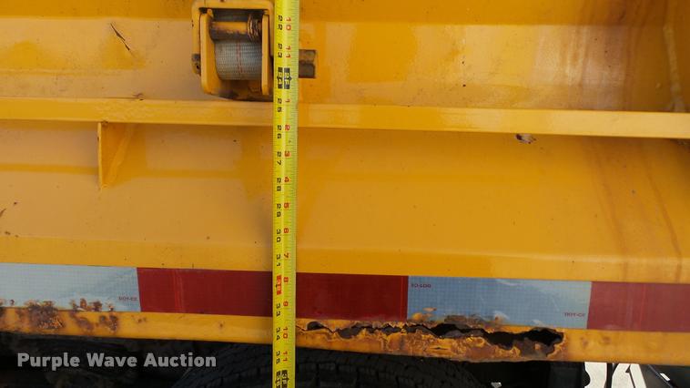 image for item DA1153 2003 Sterling L9500 dump truck