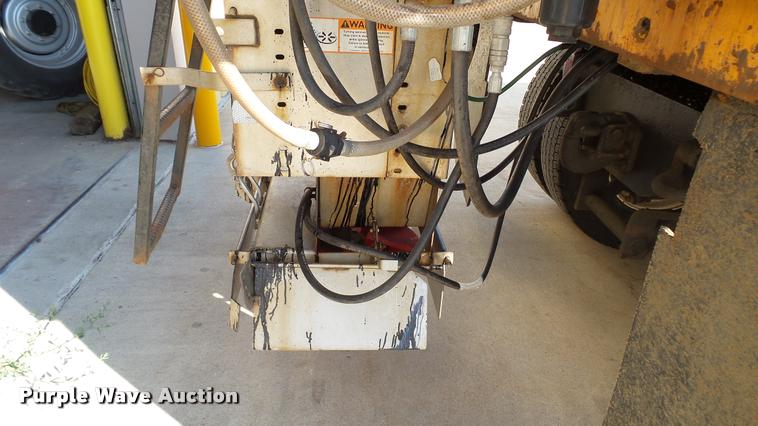 image for item DA1153 2003 Sterling L9500 dump truck