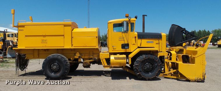 image for item DB9328 1988 Oshkosh W700-15-R snow blower truck