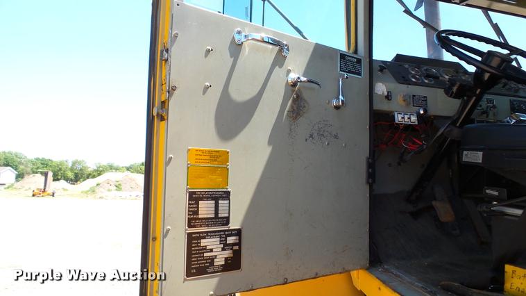 image for item DB9328 1988 Oshkosh W700-15-R snow blower truck