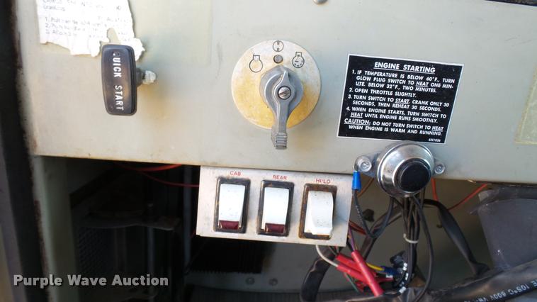 image for item DB9328 1988 Oshkosh W700-15-R snow blower truck