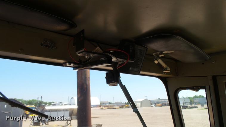 image for item DB9328 1988 Oshkosh W700-15-R snow blower truck