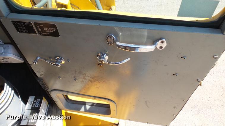 image for item DB9328 1988 Oshkosh W700-15-R snow blower truck