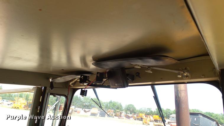 image for item DB9328 1988 Oshkosh W700-15-R snow blower truck