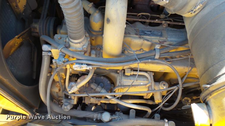 image for item DB9328 1988 Oshkosh W700-15-R snow blower truck